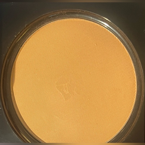 NEW Lancome Dual Finish Multi Tasking Powder & Foundation:360 Honey III (W) - Picture 5 of 8